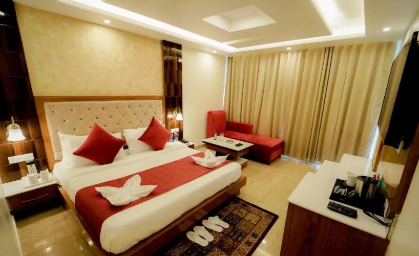 Abhilashi Residency  Spa Manali  Siyal | Super Deluxe Room With Balcony